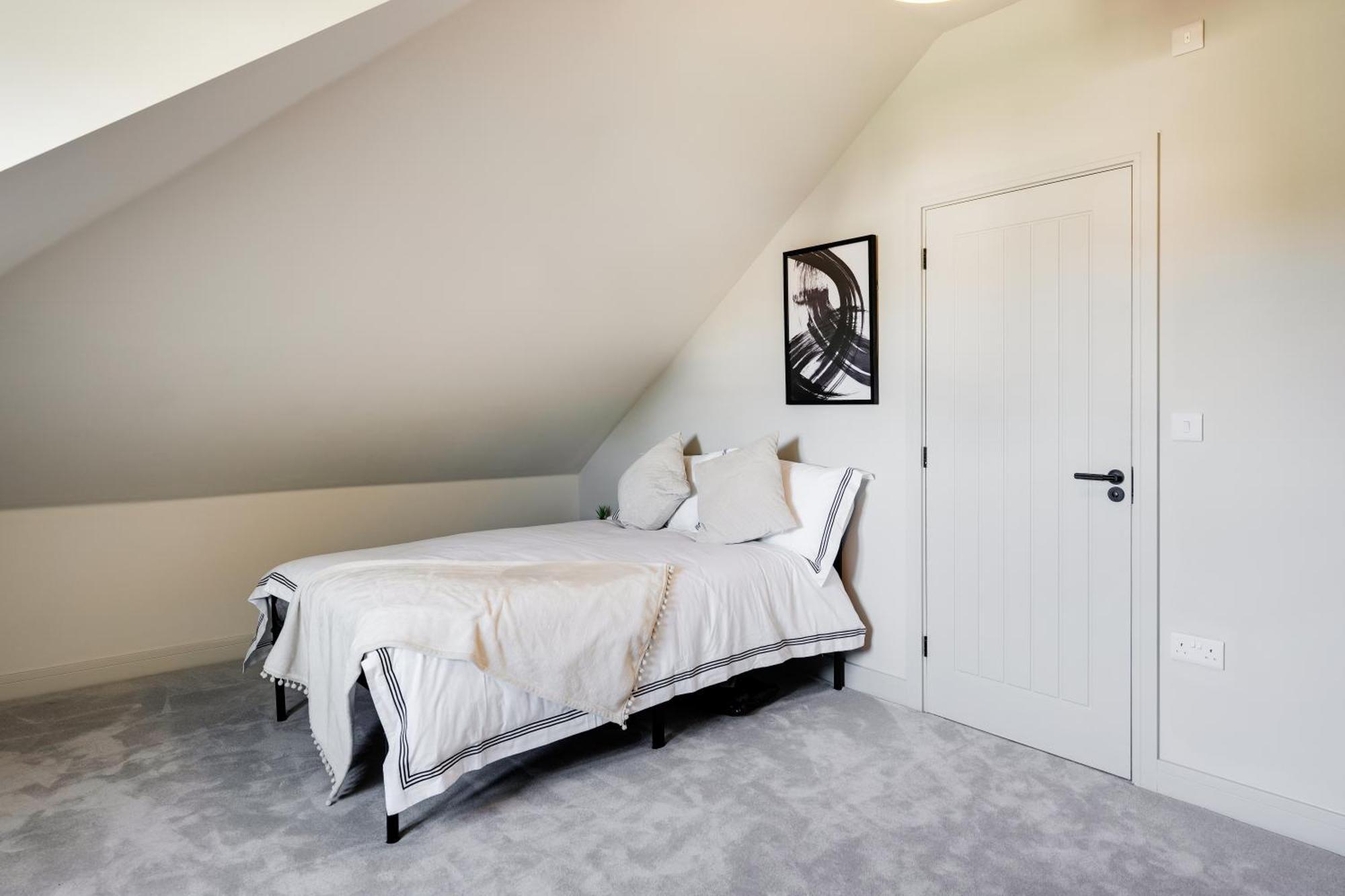 Apartment The Maze By Cliftonvalley *
